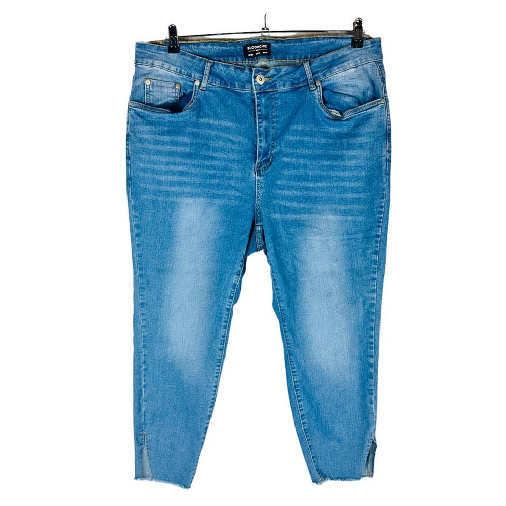 Bloomchic Denim Womans Sz 20W Jeans Skinny Stretch Blue Pockets Split Ankle Crop